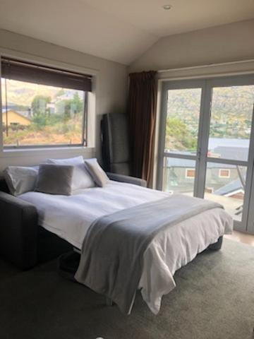Alpine Village Views Queenstown Exterior photo